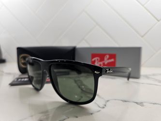 NEW RAY-BAN RB4147 BOYFRIEND 60mm BLACK FRAMES W/ POLARIZED GREEN LENS