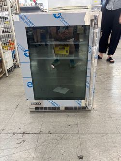 Lynx Outdoor Refrigerator