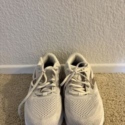 Women's Tennis/Athletic Shoes