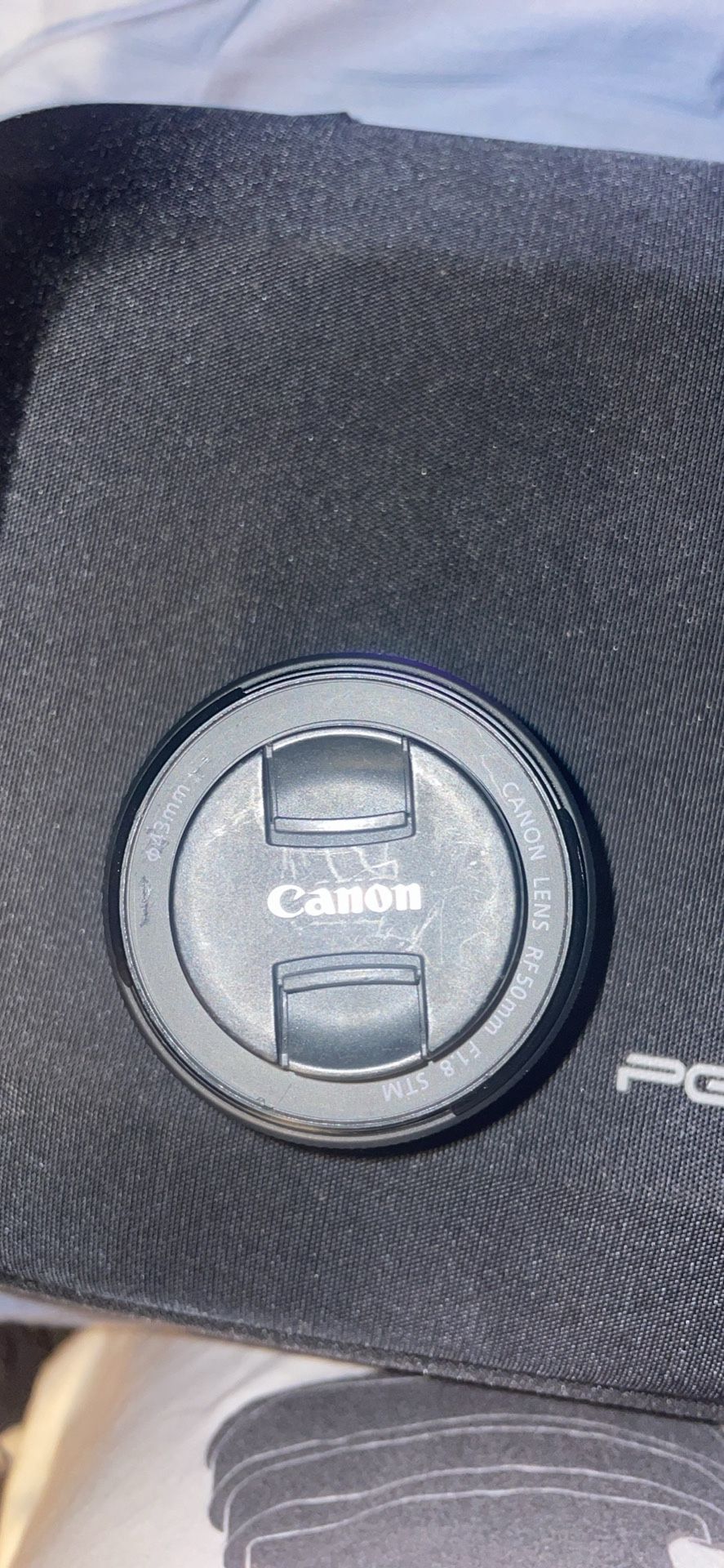 Canon Rf 50mm F/1.8 Lens + Polarizer Filter