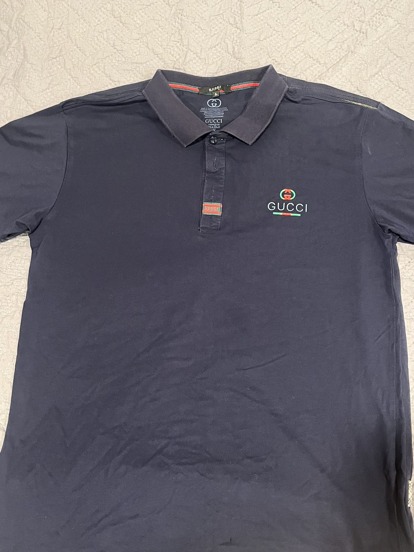 L Gucci polo shirt