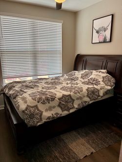 Ashley Furniture Queen Bed
