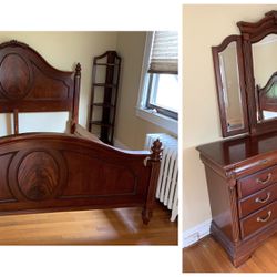 Beautiful Wood King Bed Set with Matching Mirror Cabinet! 