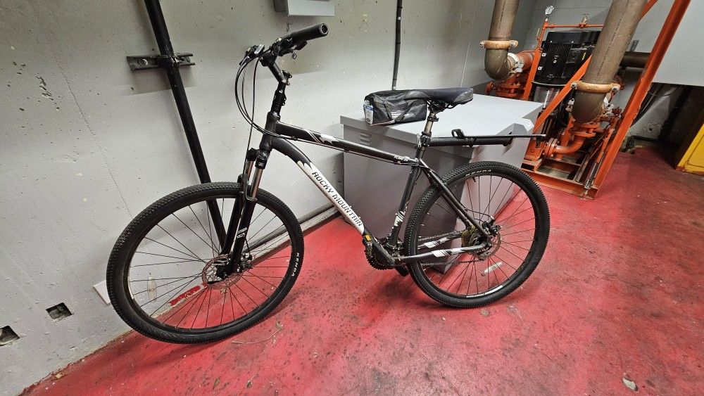 Rocky Mountain Flare 29 Bicycle