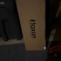 KTaxon Organ With kareokee mic Brand New 200