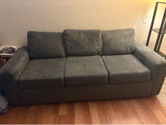 Couch and love seat 100