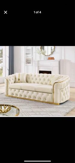 Gorgeous Chesterfield Brand New!!