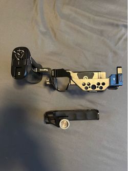 Small rig camera cage and handles
