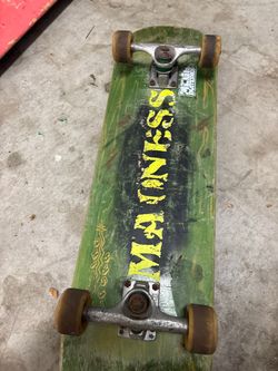 Madness Skateboard Complete - 90s Vintage Venture Featherlight Trucks & Pig Wheels