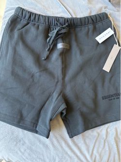 Limo essentials shorts size large