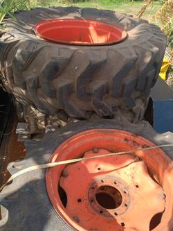 Backhoe Tires