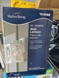 Harbor Breeze Wall Lantern White Finish