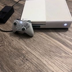 Xbox One 500GB - Works Great - $85 OBO - Pick Up In Denver Today