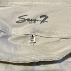 Seven 7 Women’s Jeans Never Worn