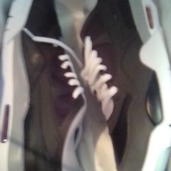 Air Jordan 4 RM 
