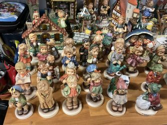 Goebel Hummel  Figurine  CollectIon 