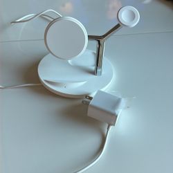 Apple Charger (iPhone, AirPods & Apple Watch)