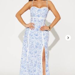 Fashion Nova Maxi Dress