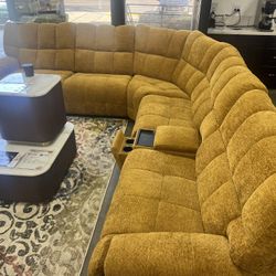 New Power Reclining Sectional.  Multiple Colors.  Chenille Fabric.  141x138x42H.  Free Delivery!