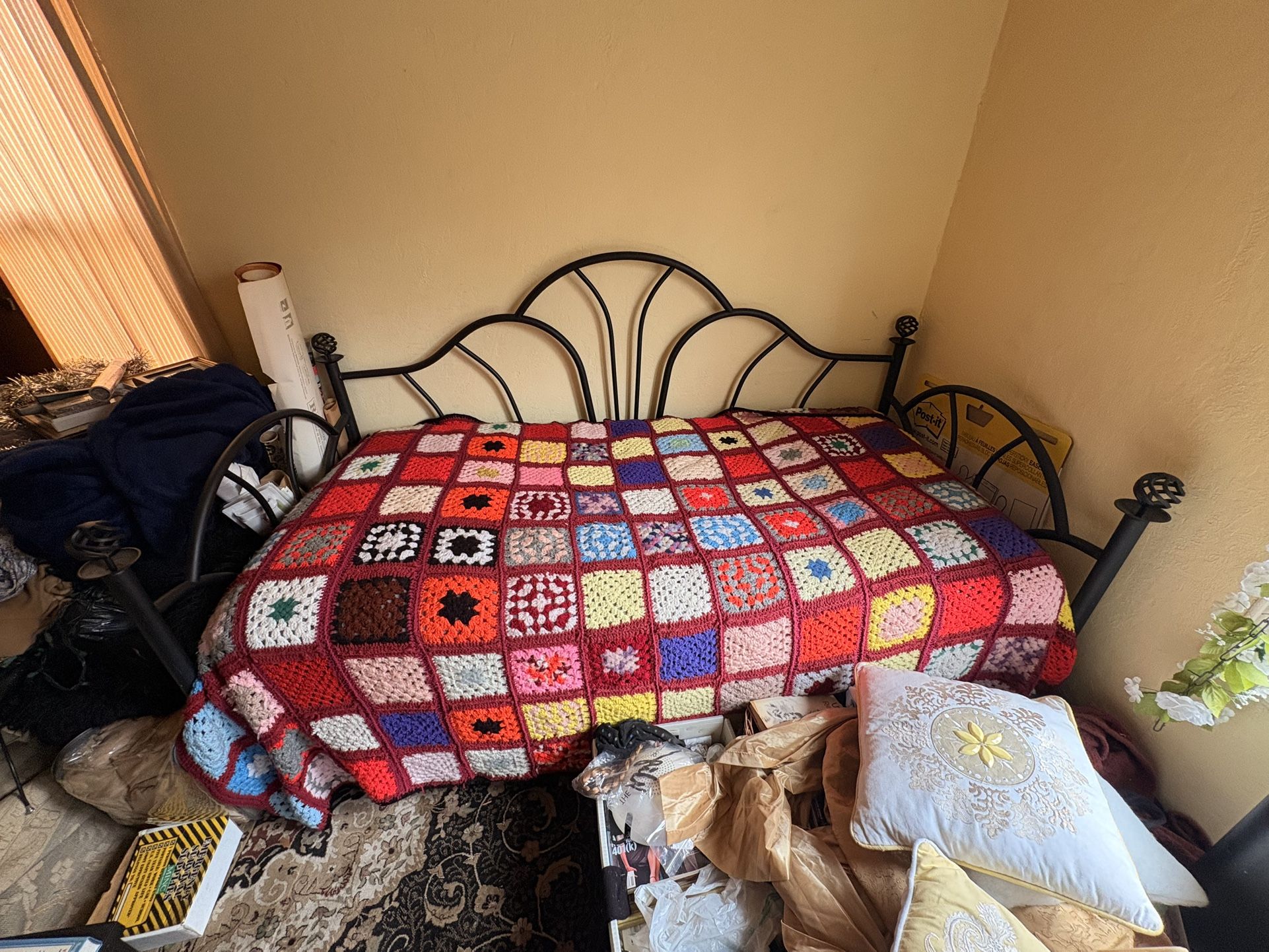 Twin Size Day Bed