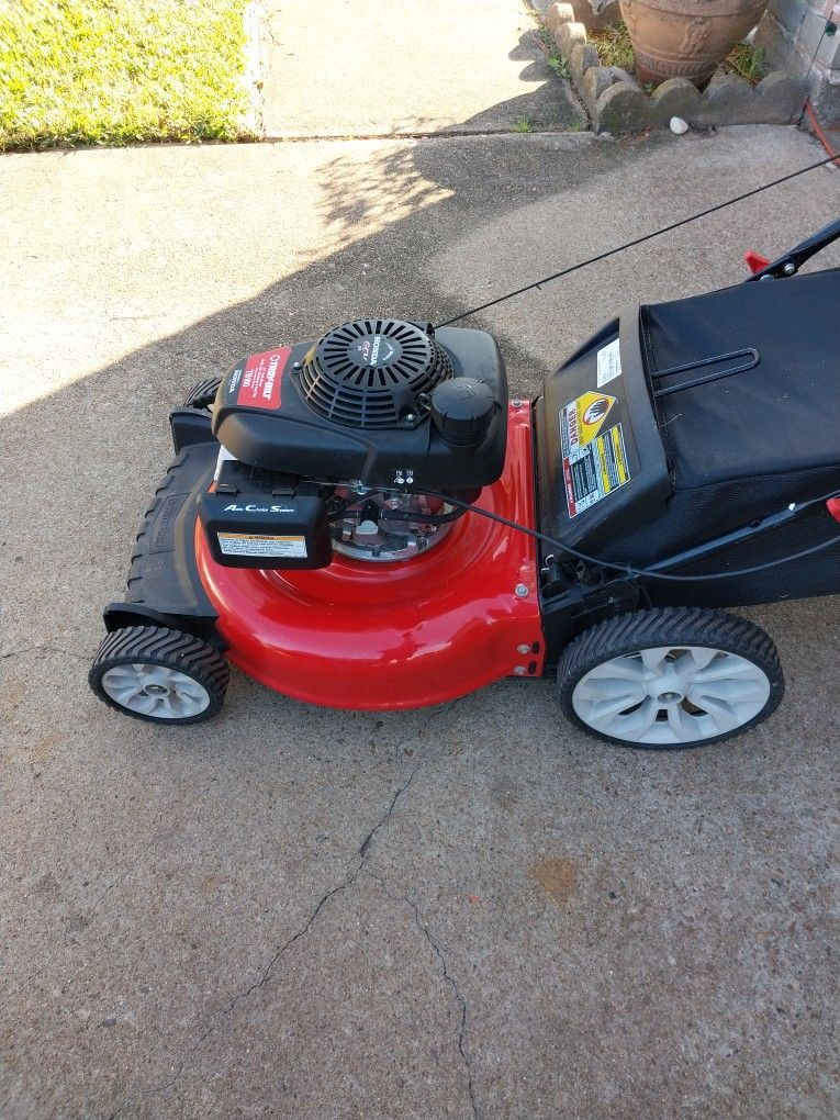Troy Bilt/Honda 160cc Lawn Mower