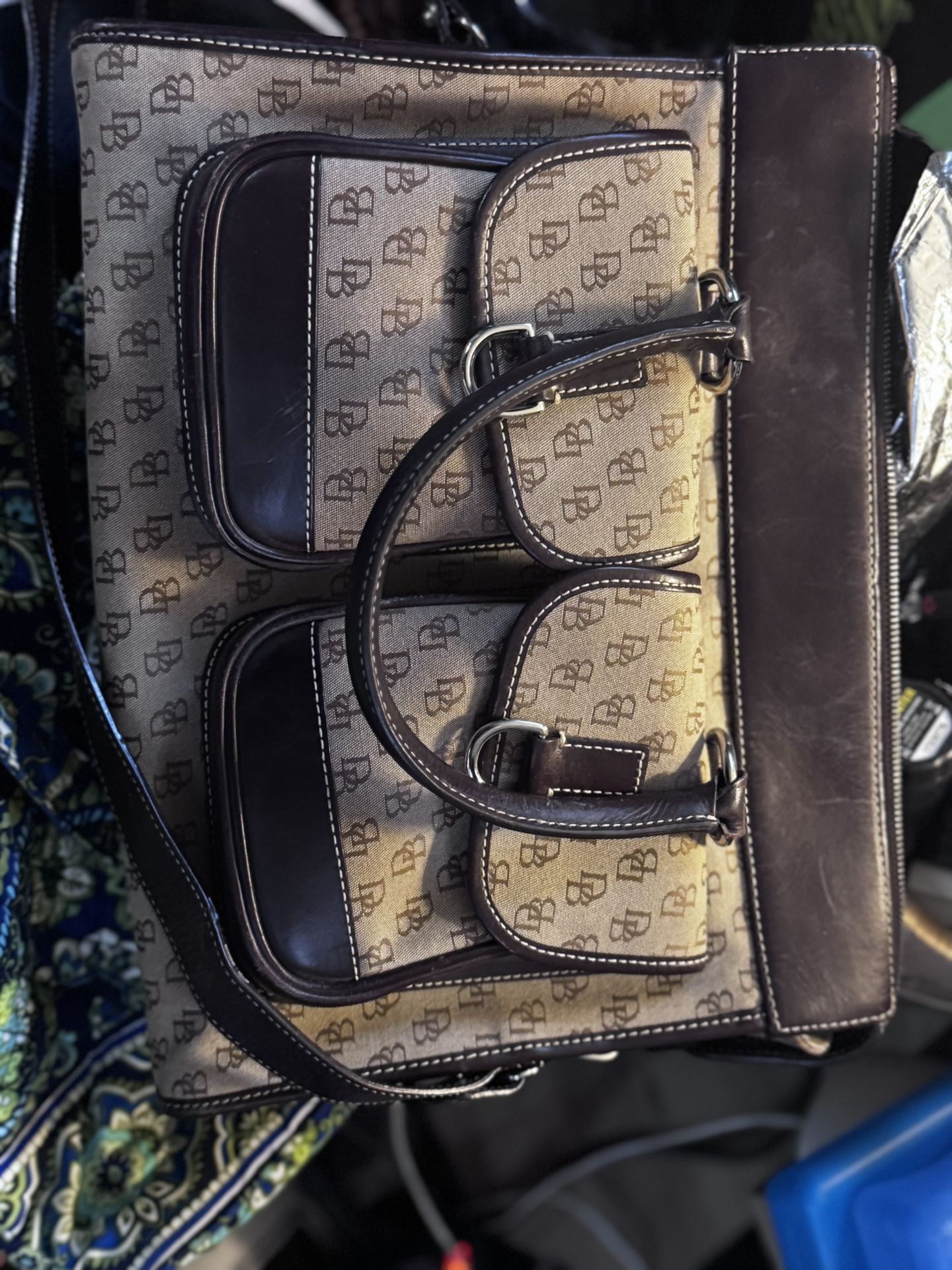Dooney And Bourke Bag
