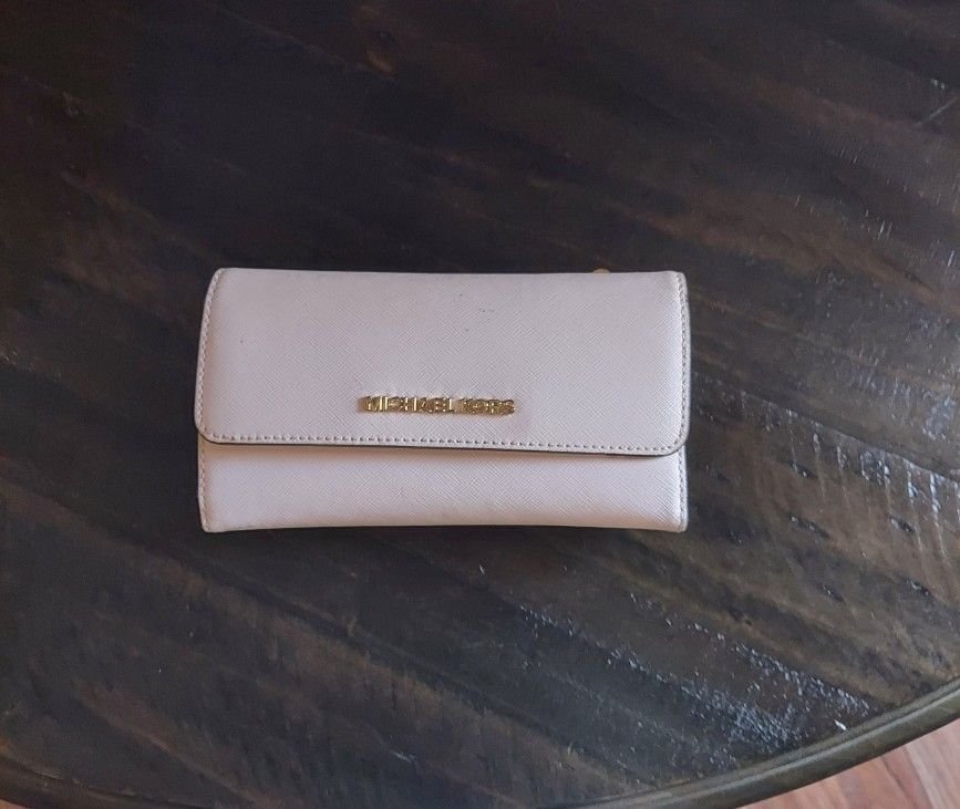 Michael Kors Powder Blush Wallet