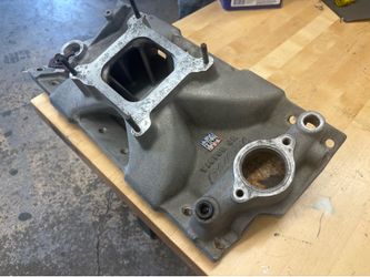 Edelbrock Victor Jr Intake Manifold Small Block Chevy SBC