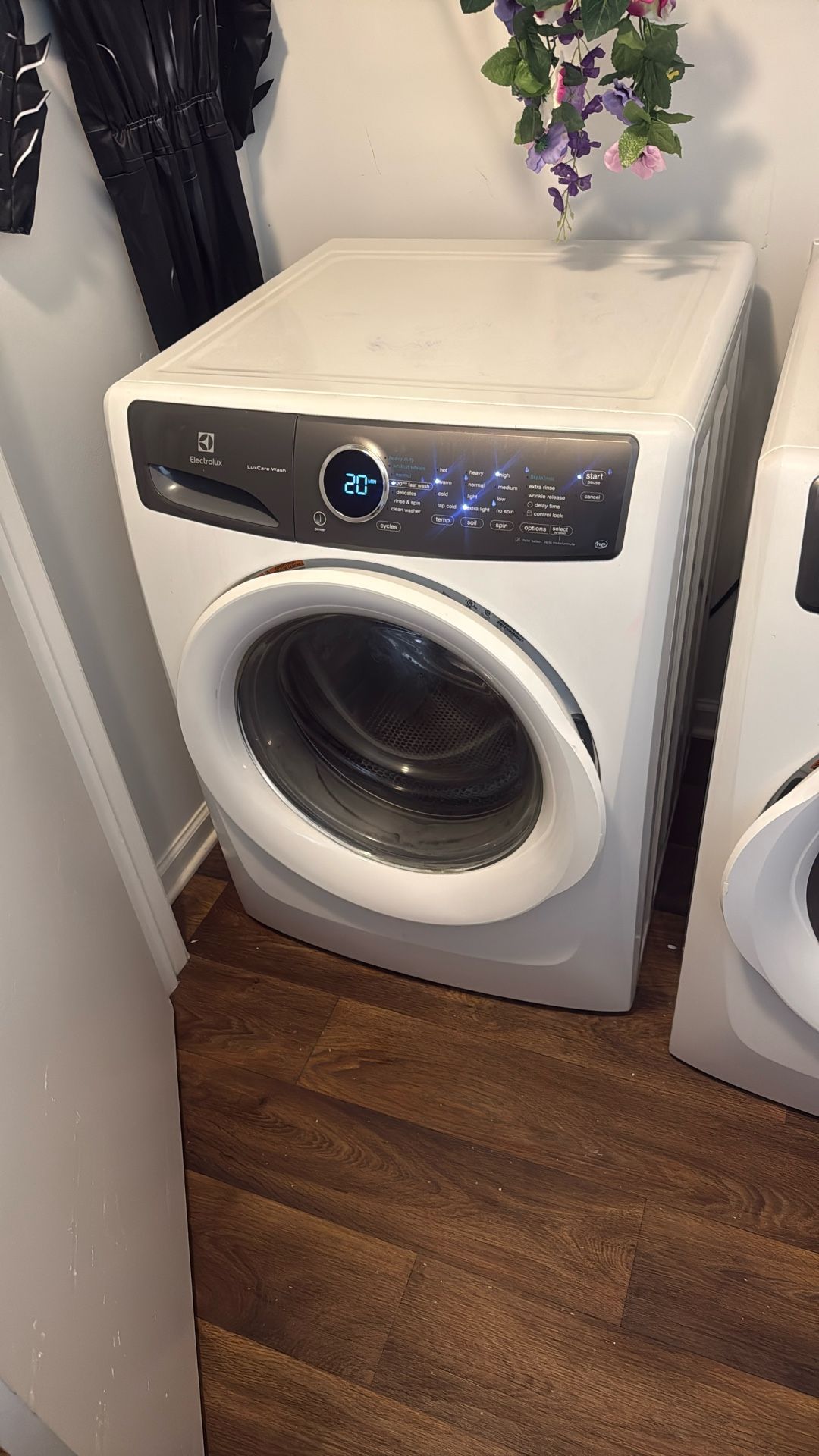 Electrolux Front-Load Washer & Dryer Set β $800 (Excellent Deal!) Price Is Negotiable!!