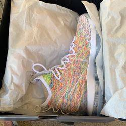 Lebron James Men’s Size 9.5