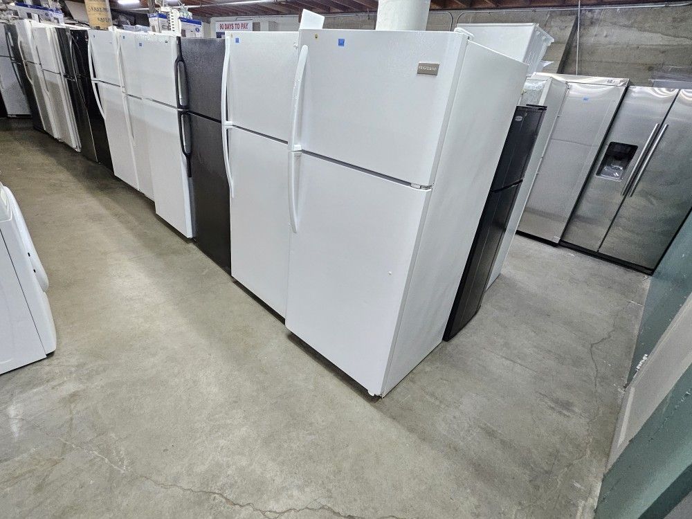 Warehouse Full Of Nice Certified Refurbish Recondition Gently Used stainless steel Appliances Washer Dryer Refrigerator Oven Stove Stackable Samsung 