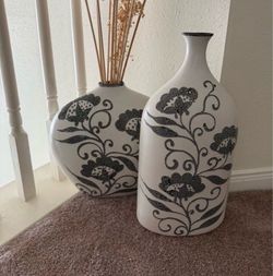 Decorative Ceramic Vase Set of 2