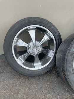 HELO WHEELS /   (  2  ) CHROME RIM P305 /. 45 R 22.  113 H  OR BEST OFFER