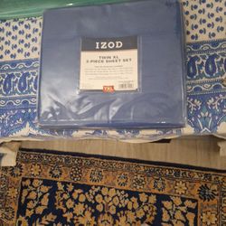 Twin Sheets IZOD