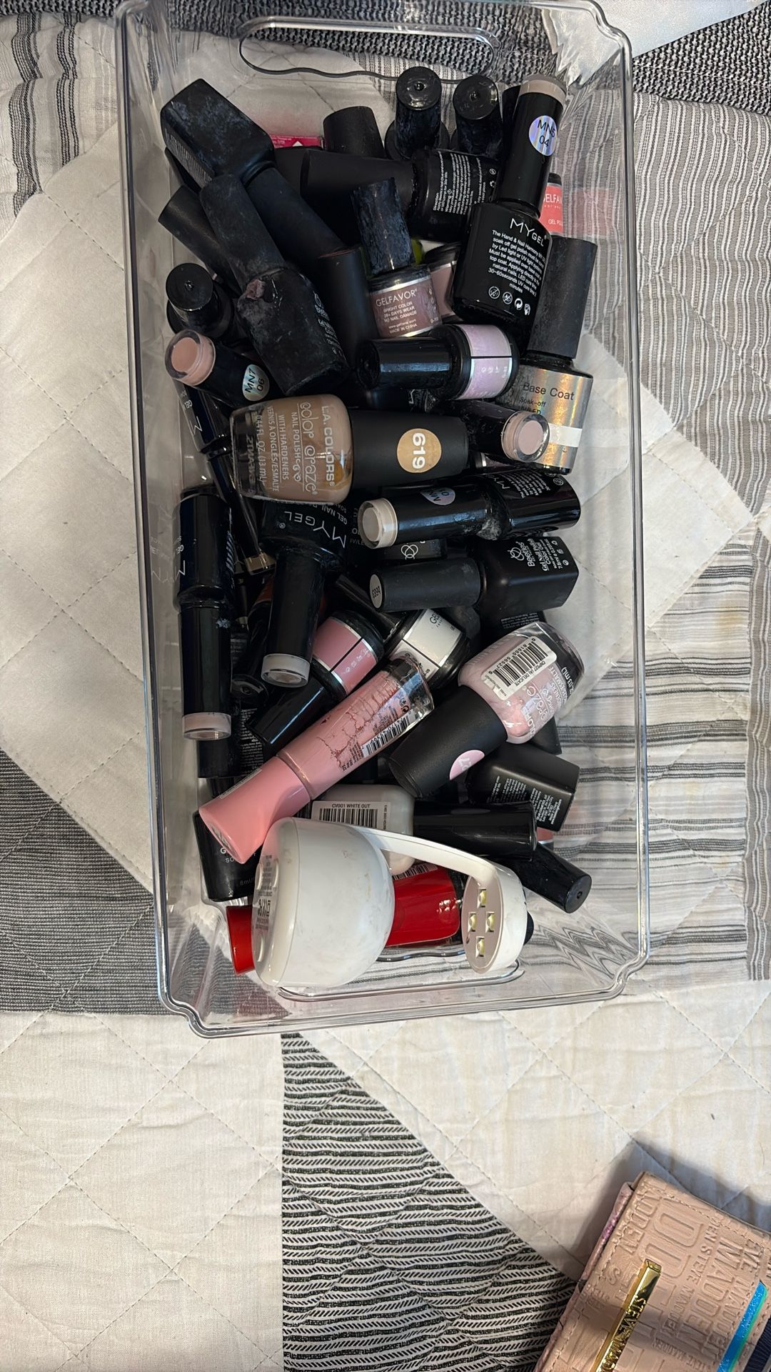gel polishes and UV lamp