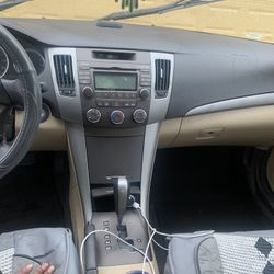 2010 Hyundai Sonata , Grey , Sedan 