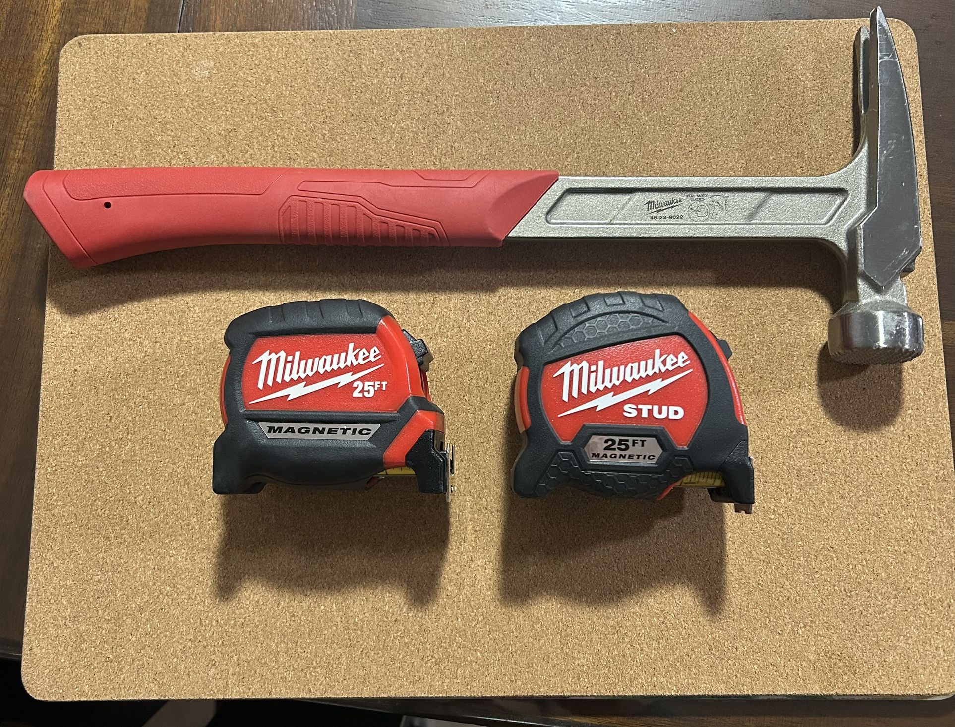 Milwaukee Tape Measure And Hammer