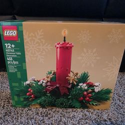 LEGO Christmas Table Decoration Builing Toy for Kids- Brick-Built Holiday Centerpiece 40743