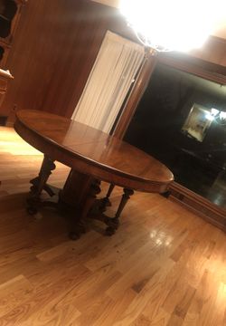 Herman Miller solid wood table with 2 leafs not shown