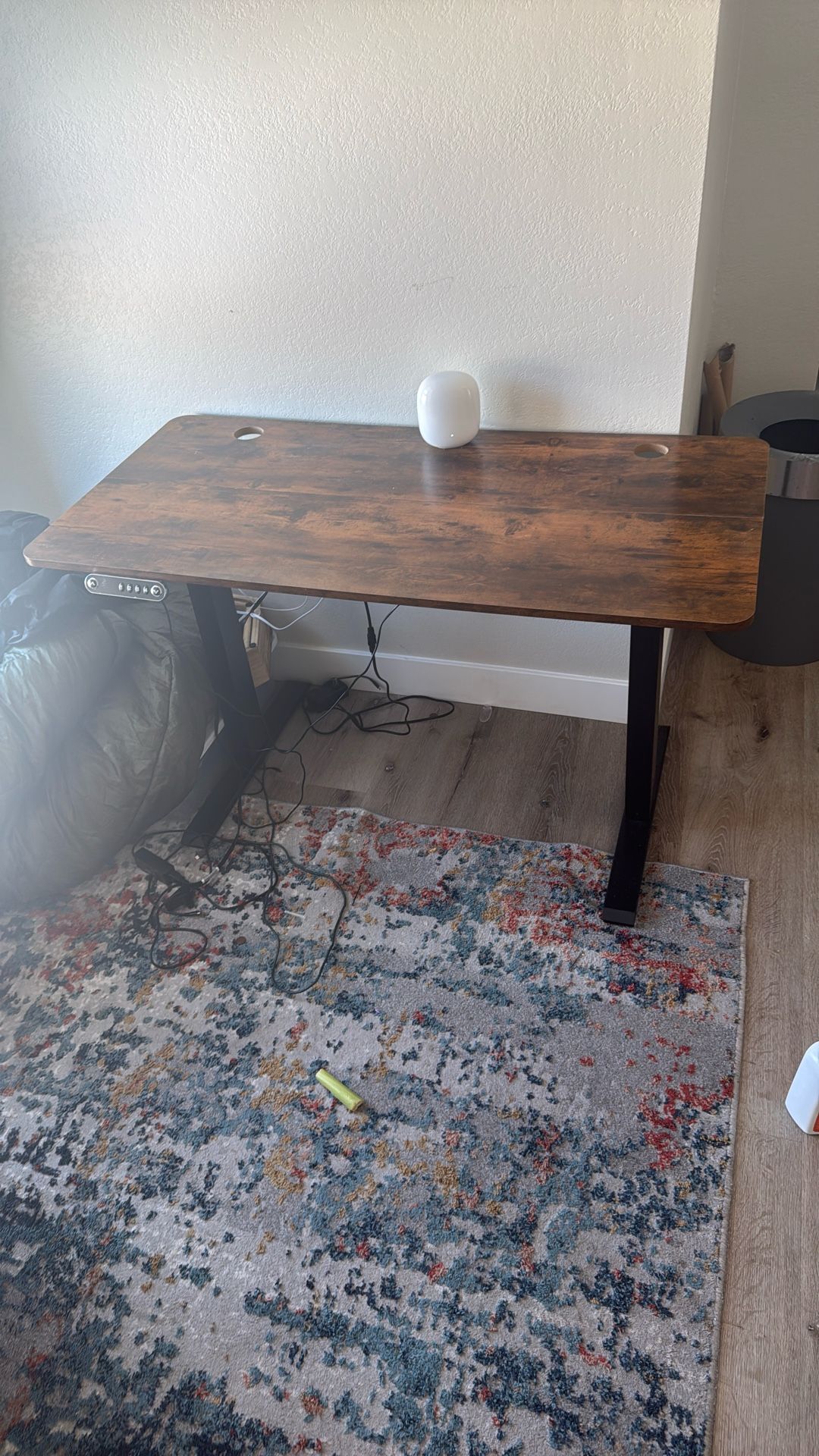 Electric Standing Desk – Adjustable Height, Modern Wood Finish