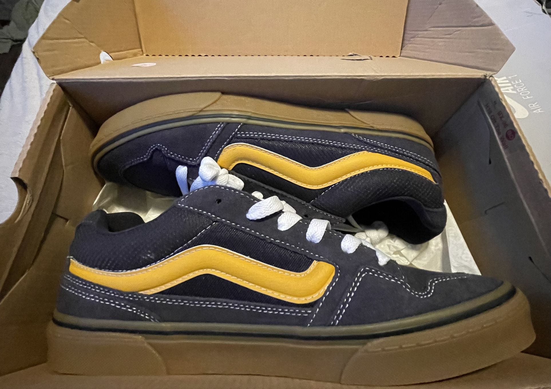 Size 10 Vans