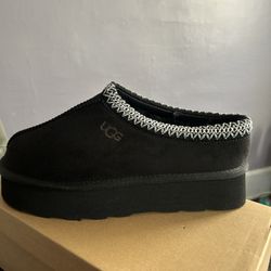 Ugg Tazz Slippers In Black 