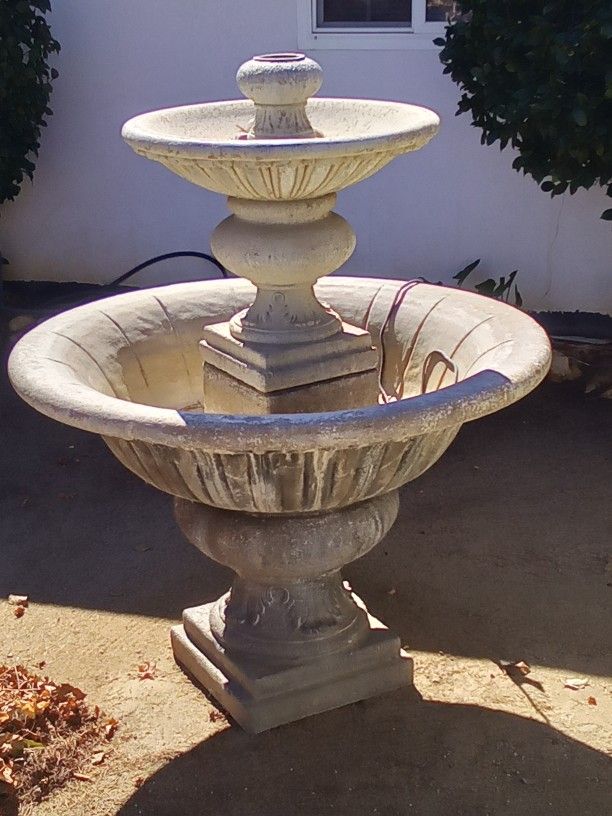 3 Tier Water Fountain