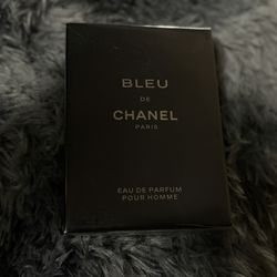 Bleu de Chanel Eau de Parfum – Fresh & Long-Lasting