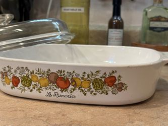 ANTIQUE CORNING WARE