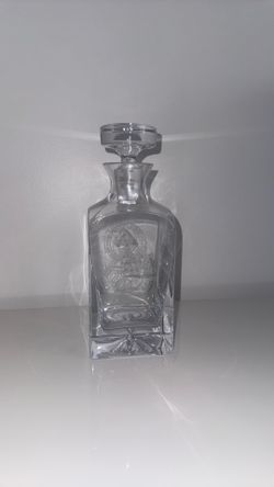 Crystal decanter