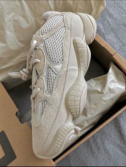 Adidas Yeezy 500 blush sz 9