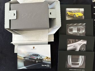 Porsche 991.2 Carrera Boxed Brochure