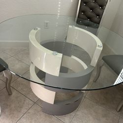 Round Glass Table $50 Obo 