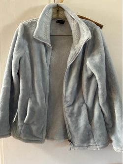 1261. Preowned Ladies Light Blue 32 Heat jacket size small $5.00